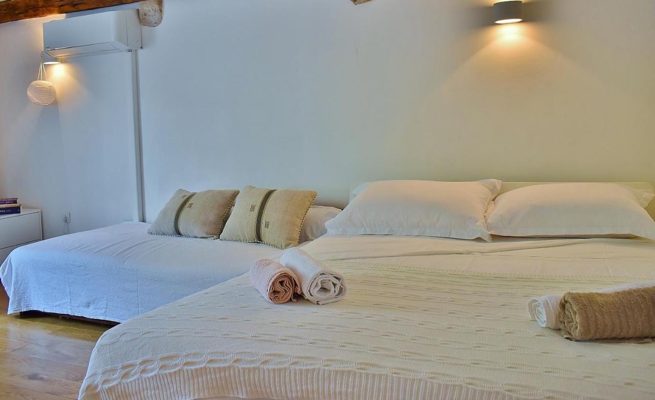 Rooms And Studio Old Town Rab Town Ngoại thất bức ảnh