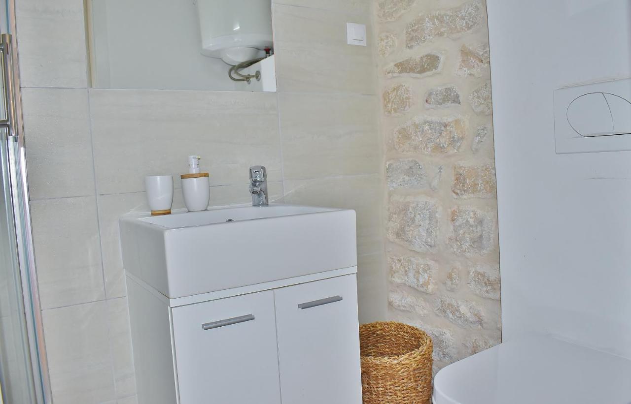 Rooms And Studio Old Town Rab Town Ngoại thất bức ảnh