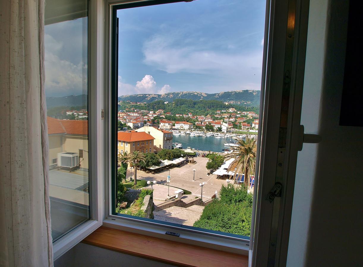 Rooms And Studio Old Town Rab Town Ngoại thất bức ảnh