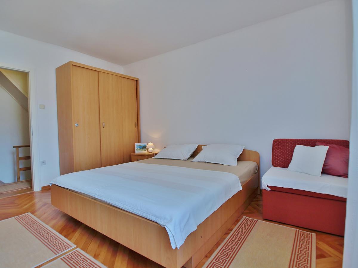 Rooms And Studio Old Town Rab Town Ngoại thất bức ảnh